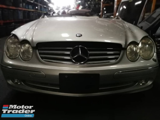 W209 200 KOMPRESSOR Half-cut