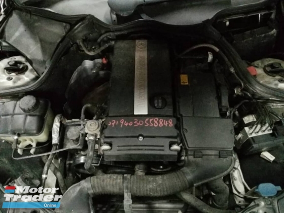 W209 200 KOMPRESSOR Half-cut