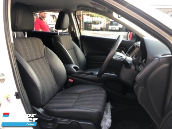 2017 HONDA HR-V V Spec, Daylight, Projector, Under Warranty, Full Service, Low Milleage, Call Now