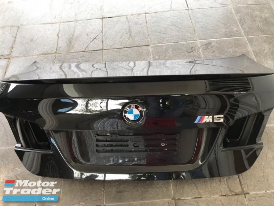 Bmw F10 M5 bonnet belakang Original  Exterior & Body Parts
