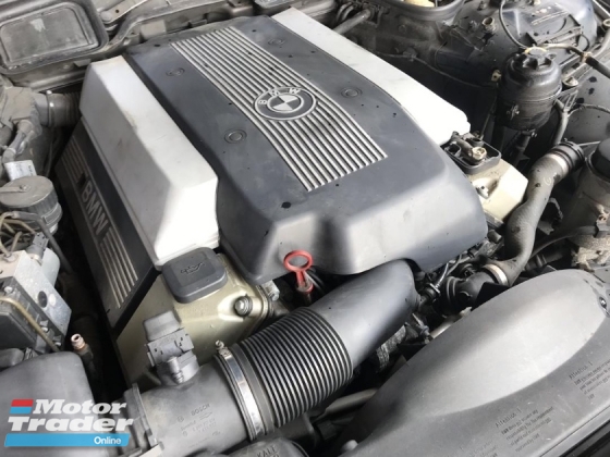 Bmw e38 4.4 Engine set complete  Half-cut