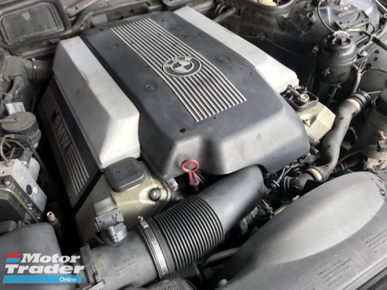 Bmw e38 4.4 Engine set complete  Half-cut
