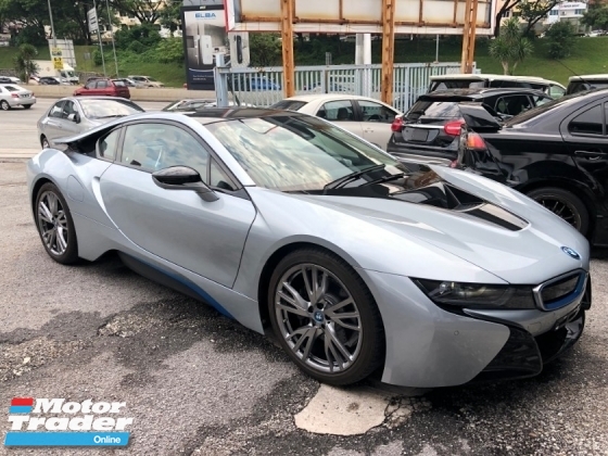 2015 BMW I8 1.5 e-Drive Turbocharged + Hybrid Synchronous Motor Harman Kardon Sound System 360 View Camera Head Up Display Adaptive Intelligent LED Multi Function Paddle Shift Steering Drive Selection Pre Collision Safety Unreg