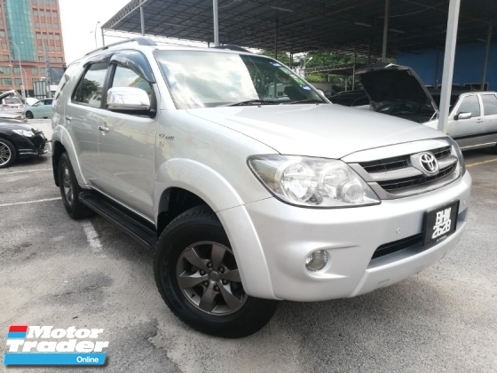 2005 TOYOTA FORTUNER 2.7V 4WD LEATHER SEAT TIP-TOP