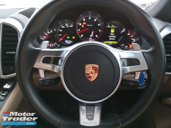 2014 PORSCHE CAYENNE CAYENNE 3.6 Platinum Edition Unreg 2014