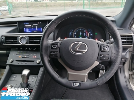 2016 LEXUS RC 200t F-Sports Package Sunroof Like New Car Unreg