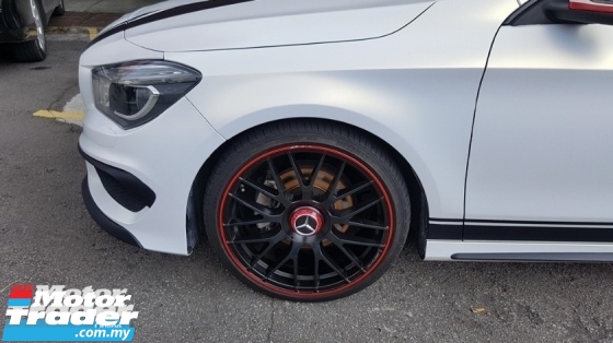 2015 MERCEDES-BENZ CLA CLA200 1.6cc (A) REG MAY 2015, ONE CAREFUL OWNER, FULL SERVICE RECORD, LOW MILEAGE DONE 73K KM, FREE 1 YEAR GMR CAR WARRANTY, CONVERT TO A45 BODY KIT & 19\