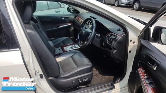 2013 TOYOTA CAMRY 2.0G SPEC (A) REG 2013, ONE OWNER, FULL SERVICE RECORD BY UMW TOYOTA, LOW MILEAGE DONE 105K KM, KEY LESS, PUSH START, 16\