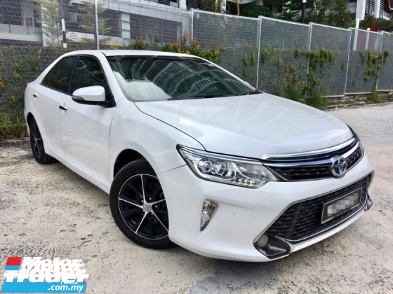 2016 TOYOTA CAMRY HYBRID 2.5 LEATHER PACKAGE (2 YEAR WARRANTY)(LOW MILEAGE)(ONE OWNER)(UNDER WARRANTY)