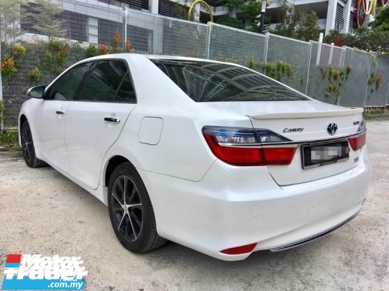 2016 TOYOTA CAMRY HYBRID 2.5 LEATHER PACKAGE (2 YEAR WARRANTY)(LOW MILEAGE)(ONE OWNER)(UNDER WARRANTY)