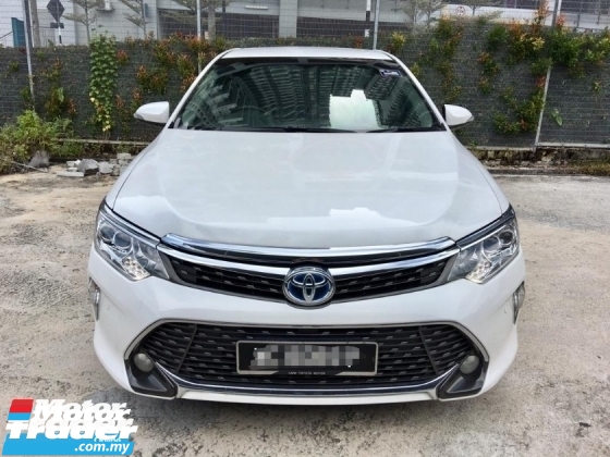 2016 TOYOTA CAMRY HYBRID 2.5 LEATHER PACKAGE (2 YEAR WARRANTY)(LOW MILEAGE)(ONE OWNER)(UNDER WARRANTY)