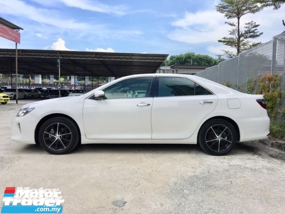 2016 TOYOTA CAMRY HYBRID 2.5 LEATHER PACKAGE (2 YEAR WARRANTY)(LOW MILEAGE)(ONE OWNER)(UNDER WARRANTY)