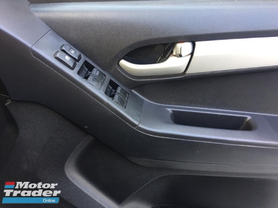 2016 ISUZU D-MAX 2.5L 4X2 MT DOUBLE CAB 2 YEAR WARRANTY (LOW MILEAGE)(ONE OWNER)(TURBO ENGINE)