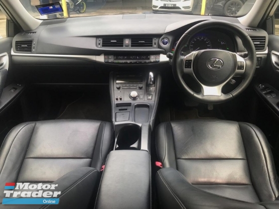 2014 LEXUS CT200H HYBRID LUXURY 1LADY OWNER LOW MILEAGE ORIGINAL PAINT TIP TOP CONDITION FULL LOAN
