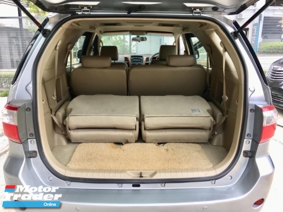 2010 TOYOTA FORTUNER 2.7 V SUV FACELITE AT (TRUE YEAR MAKE)(ONE OWNER)(LOW MILEAGE)(2 YEAR WARRANTY)