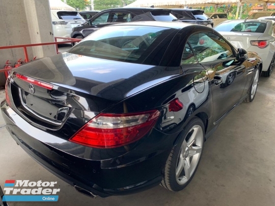 2015 MERCEDES-BENZ SLK 200 1.8 AMG Convertible New Arrival Unregister 0%SST Low interest Rate Loan Price Negotiable Offer