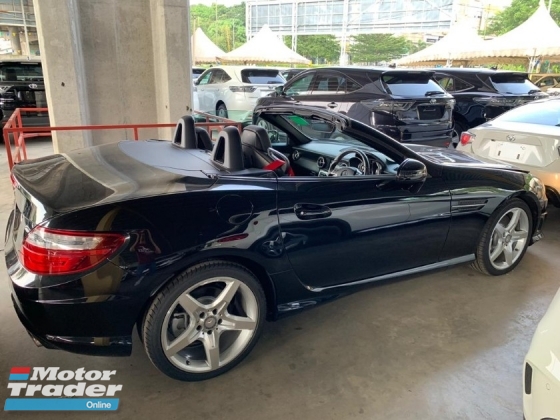 2015 MERCEDES-BENZ SLK 200 1.8 AMG Convertible New Arrival Unregister 0%SST Low interest Rate Loan Price Negotiable Offer