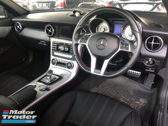 2015 MERCEDES-BENZ SLK New Engine 2.0 Turbocharged 9G-Tronic Chrono-Sport Panoramic Roof Bucket Seat Multi Function Paddle Shift Steering Daytime LED Zone Climate Auto Cruise Control Bluetooth® Connectivity Unreg