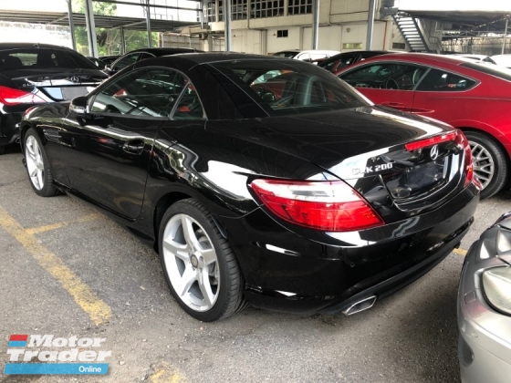 2015 MERCEDES-BENZ SLK New Engine 2.0 Turbocharged 9G-Tronic Chrono-Sport Panoramic Roof Bucket Seat Multi Function Paddle Shift Steering Daytime LED Zone Climate Auto Cruise Control Bluetooth® Connectivity Unreg