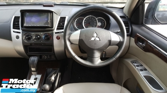 2011 MITSUBISHI PAJERO SPORT 2.5 (A) 4x4 (CBU NEW) Orig Condition Never Accident Before No Repair Need Worth Buy