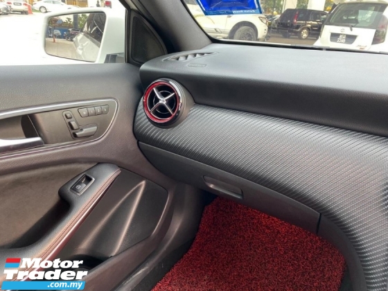 2014 MERCEDES-BENZ A-CLASS A250 AMG = FULL SPEC= WARRANTY = TIP TOP CONDITION= 1 VIP OWNER= YEAR END SALE