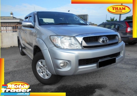 2011 TOYOTA HILUX DOUBLE CAB 2.5G (AT) GOOD CONDITION LOW MLEAGE LIKE NEW ACCIDENT FREE AND 1 CAREFUL OWNER