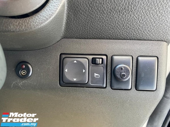2015 NISSAN NAVARA 2.5L 4X4 SE DC Pickup Truck (TRUE YEAR MAKE)(ONE OWNER)(LOW MILEAGE)(2 YEAR WARRANTY)
