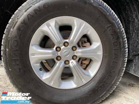 2015 NISSAN NAVARA 2.5L 4X4 SE NP300 AT (TRUE YEAR MAKE)(LOW MILEAGE)(2 YEAR WARRANTY)(ONE OWNER)