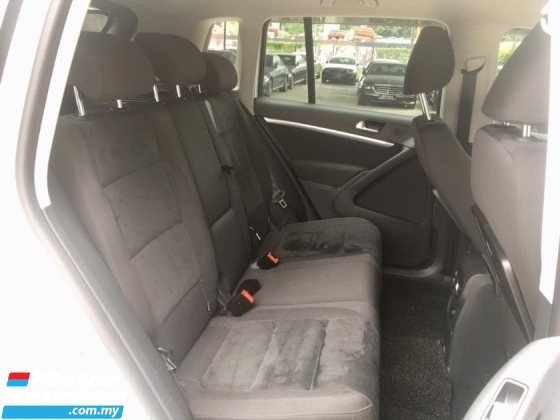 2014 VOLKSWAGEN TIGUAN 2.0 TSI SUV(TRUE YEAR MAKE)(UNDER WARRANTY)(FULL SERVICE RECOND)(LOW MILEAGE)(ONE OWNER)