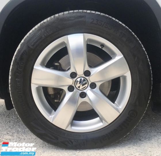 2014 VOLKSWAGEN TIGUAN 2.0 TSI SUV(TRUE YEAR MAKE)(UNDER WARRANTY)(FULL SERVICE RECOND)(LOW MILEAGE)(ONE OWNER)