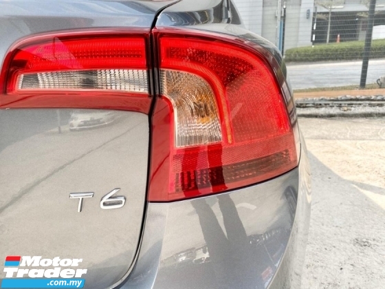 2017 VOLVO S60 2.0 T6 Drive E Sedan(TRUE YEAR MAKE)(FULL SERVICE RECOND)(LOW MILEAGE)(ONE VIP OWNER)(UNDER WARRANTY)