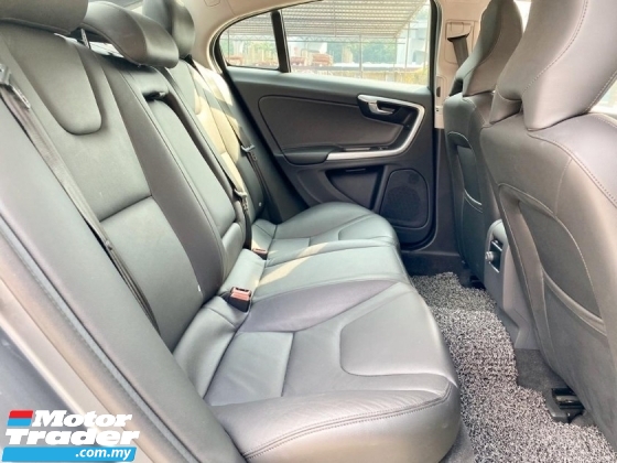 2017 VOLVO S60 2.0 T6 Drive E Sedan(TRUE YEAR MAKE)(FULL SERVICE RECOND)(LOW MILEAGE)(ONE VIP OWNER)(UNDER WARRANTY)