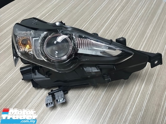 Lexus IS250 Head Lamp LEXUS MALAYSIA NEW USED RECOND CAR PARTS SPARE PARTS AUTO PART HALF CUT HALFCUT GEARBOX TRANSMISSION MALAYSIA Lighting