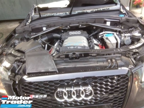 AUDI Q5 (CAL) 3.2 AUTO PART HALF CUT AUTO PARTS NEW USED RECOND CAR PART MALAYSIA NEW USED RECOND CAR PARTS SPARE PARTS AUTO PART HALF CUT HALFCUT GEARBOX TRANSMISSION MALAYSIA Enjin servis kereta potong separuh murah AUDI Malaysia Half-cut