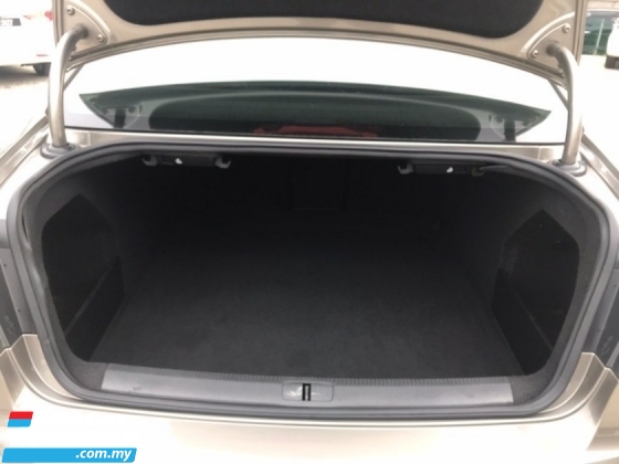 2013 VOLKSWAGEN PASSAT 1.8 TSI TURBO ENGINE = TIP TOP CONDITION= LOW MILEAGE = YES YEAR END OFFER = GREAT OFFER= PUCHONG DEALER