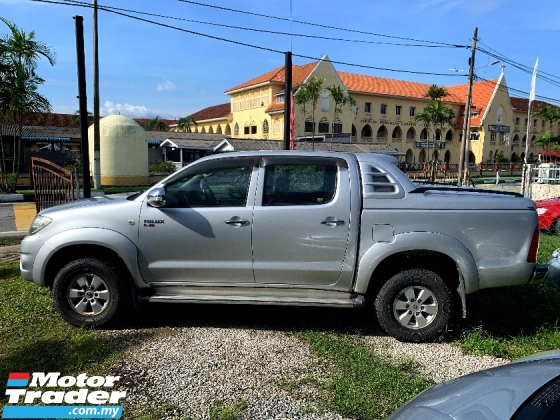2009 TOYOTA HILUX 2.5 G Pickup Truck(MANUAL)FREE MOTORSIKAL BARU+CASHBACK 1K+BELI PANDU DULU 6 BULAN PERTAMA TAK PAYAH