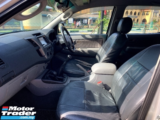 2009 TOYOTA HILUX 2.5 G Pickup Truck(MANUAL)FREE MOTORSIKAL BARU+CASHBACK 1K+BELI PANDU DULU 6 BULAN PERTAMA TAK PAYAH