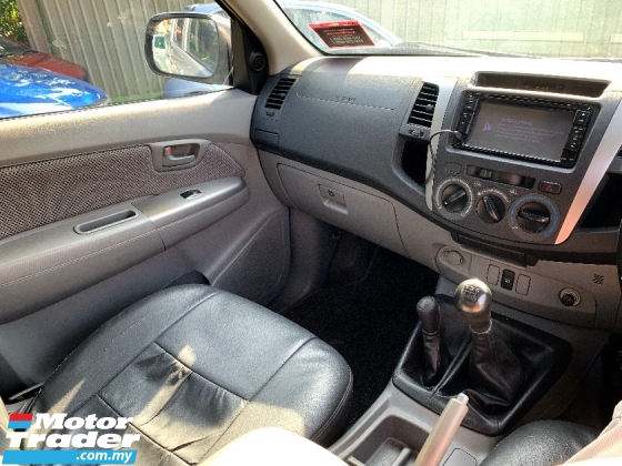 2009 TOYOTA HILUX 2.5 G Pickup Truck(MANUAL)FREE MOTORSIKAL BARU+CASHBACK 1K+BELI PANDU DULU 6 BULAN PERTAMA TAK PAYAH