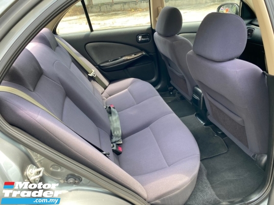 2010 nissan sentra seat covers