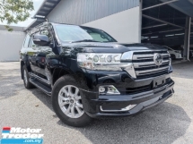 2020 TOYOTA LAND CRUISER 4.6 ZX FULL SPEC REAR ENTERTAINMENT 4CAM SUNROOF