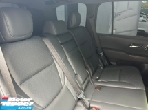 2021 TOYOTA LAND CRUISER 3.3 ZX FACELIFT/FULL SPEC/REAR ENTERTAINMENT/UNREG