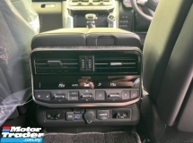 2021 TOYOTA LAND CRUISER 3.3 ZX FACELIFT/FULL SPEC/REAR ENTERTAINMENT/UNREG
