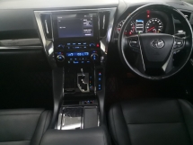2020 丰田ALPHARD 2.5 SC 飞行员座椅 Grade4.5 天窗 3 引领 ((( 5 年度保修 ))) 无手续费
