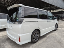 2018 TOYOTA VOXY 2.0 ZS Kirameki UNREG
