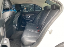 2017 梅赛德斯 - 奔驰C级C200 2.0 (一个) CKD C43 Bodykit 免费 2 两年保修