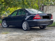 2006 奔驰C级C180K (一个) 两位数的 NICE 车牌号