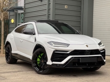 2018 LAMBORGHINI URUS 4.0 V8 WITH STARLIGHT ROOF LINER 