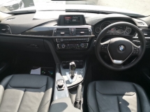 2018 宝马 3 318i 系列 1.5 TURBO 奢华 YEAR MADE 2018 Mil 90k km plus Full Service Auto Bavaria FREE 2 YRS保修