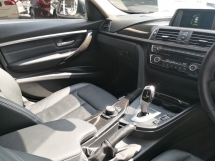 2018 宝马 3 318i 系列 1.5 TURBO 奢华 YEAR MADE 2018 Mil 90k km plus Full Service Auto Bavaria FREE 2 YRS保修