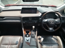 2016 LEXUS RX200T Versi L Buatan Tahun 2016 BERMUAT PENUH Spec Tinggi ((( PERCUMA 2 JAMINAN TAHUN )))